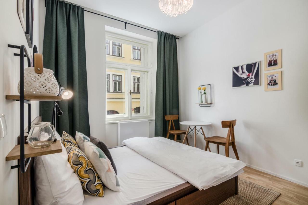 Zizkov By Michal&friends Apartment