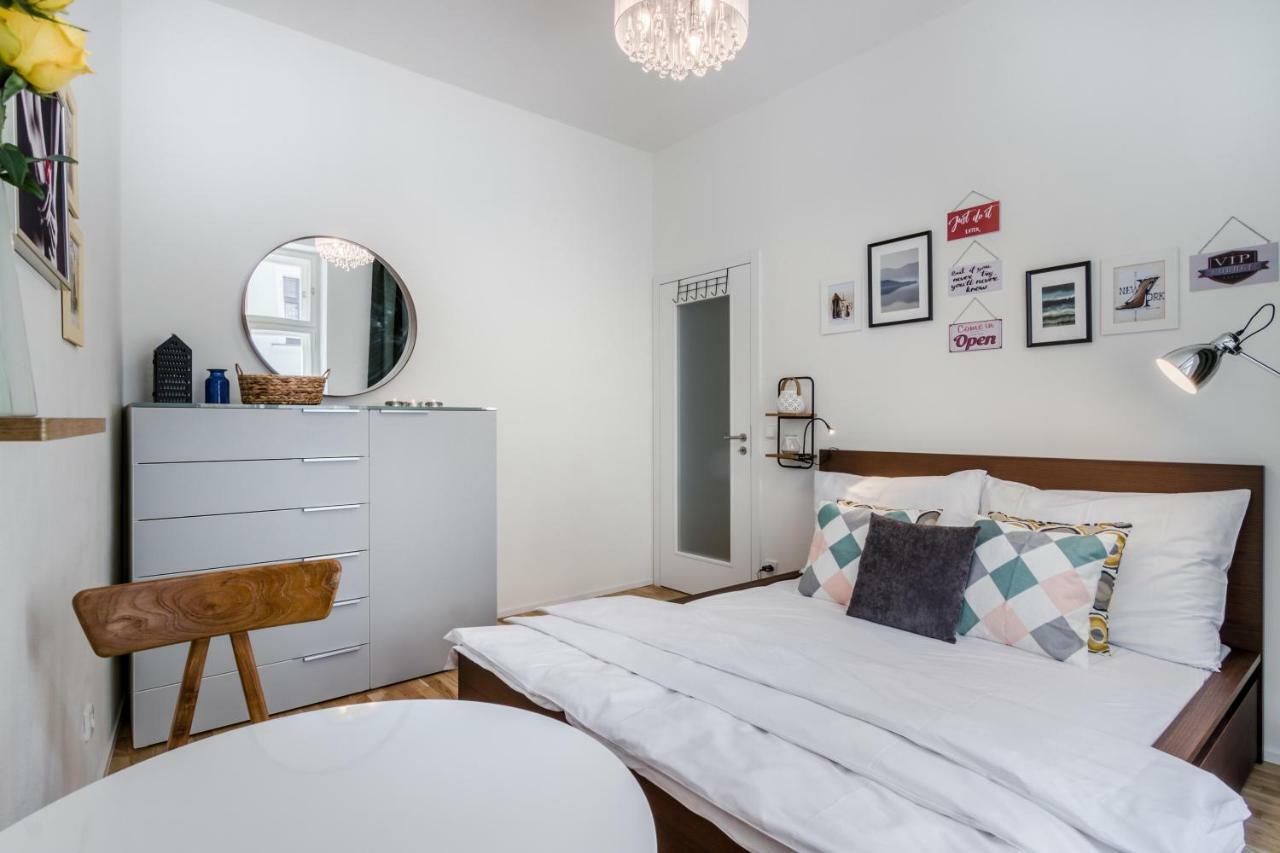Apartment Zizkov By Michal&friends Prague